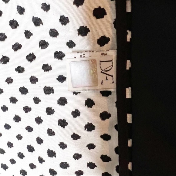 Diane Von Furstenberg Polka Dot Black & White Blazer SZ 2 - Picture 6 of 7